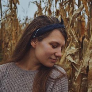 Meet your Posher, Esther